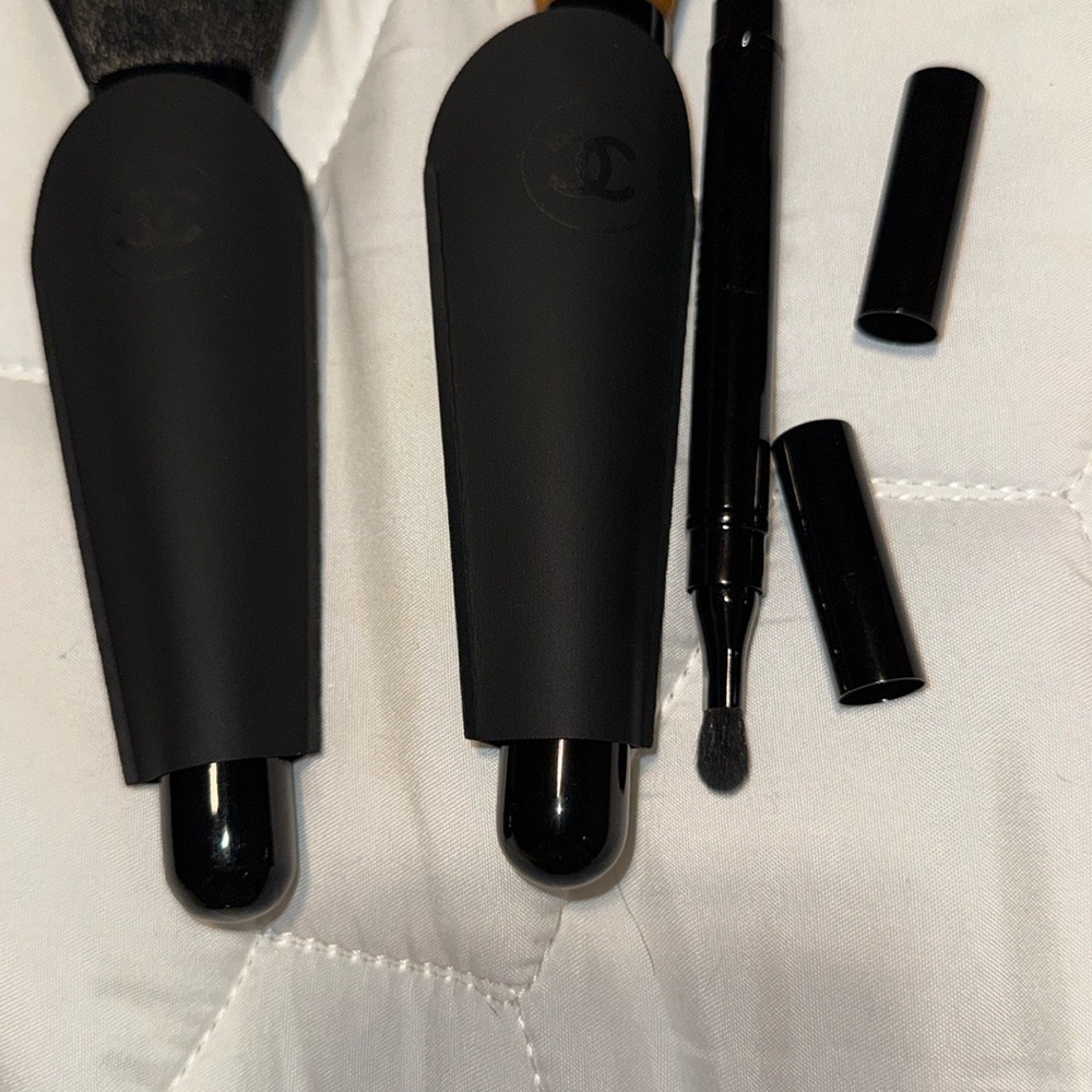 CHANEL Makeup Brushes